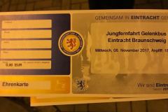 Jungfernfahrt Gelenkbus BS Verkehrs GmbH im Eintacht Braunschweig Fanlook